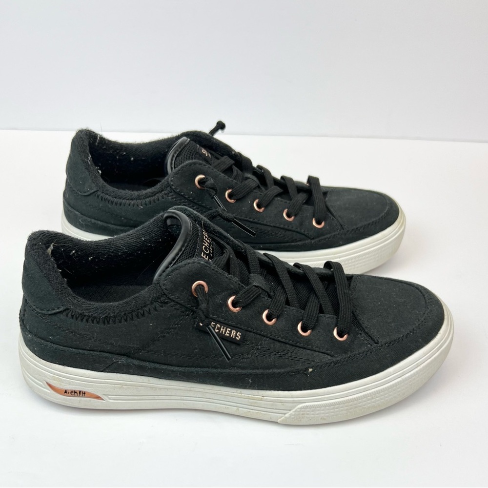 Skechers Black Sneakers with Cream Sole